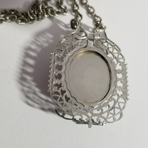 Relisted -Vintage glass dragon breath faux opal Art Deco silver tone bow - Picture 6 of 16